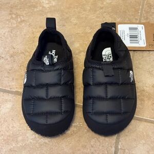 THE NORTH FACE youth ThermoBall Traction Mule II